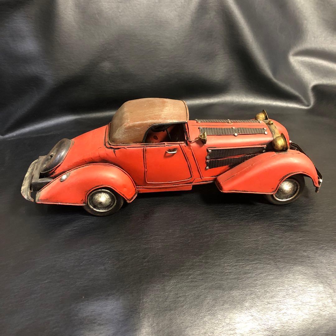 ブリキの車のおもちゃ　アメリカン　雑貨　アンティーク