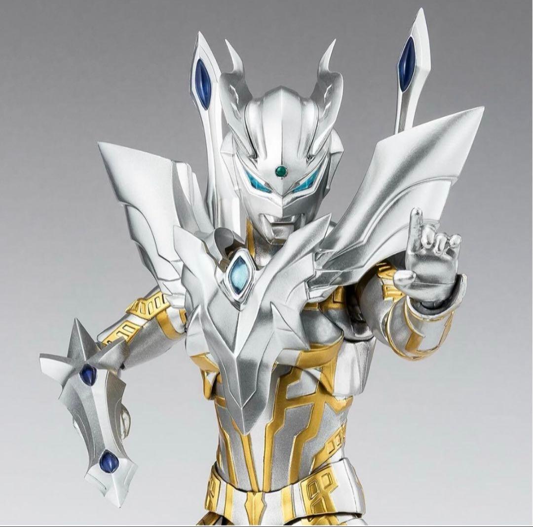 S.H.Figuarts ウルティメイトシャイニングウルトラマンゼロ