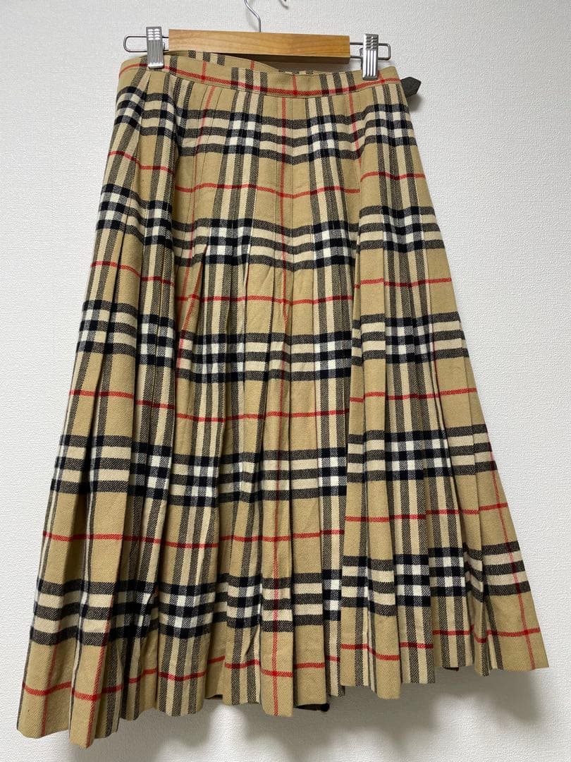チェック柄プリーツスカート サイドバックル付き BURBERRY