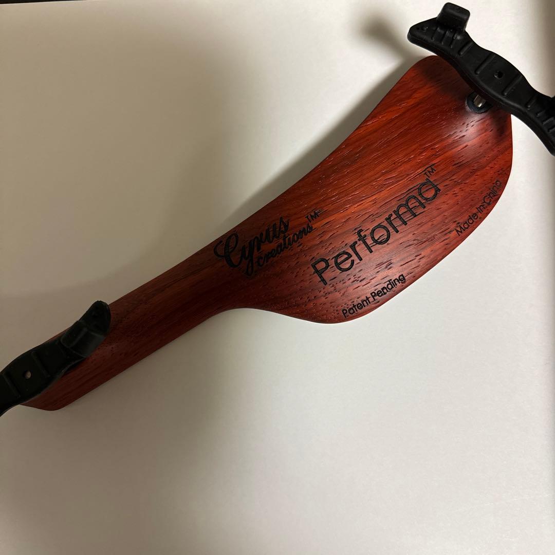 新品　未使用　Performa ヴァイオリン バイオリン 肩当て