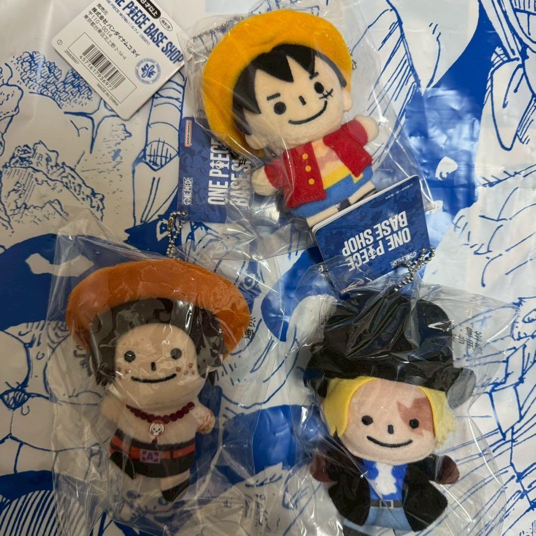 ONE PIECE BASE SHOP ゆびぬい ルフィ・エース・サボ 3種 - メルカリ