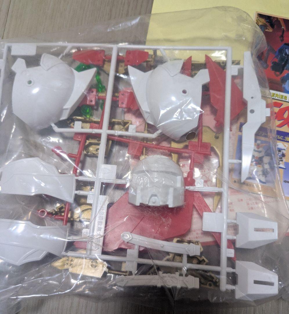 未組立　元祖SDガンダム　75　三代目頑駄無大将軍