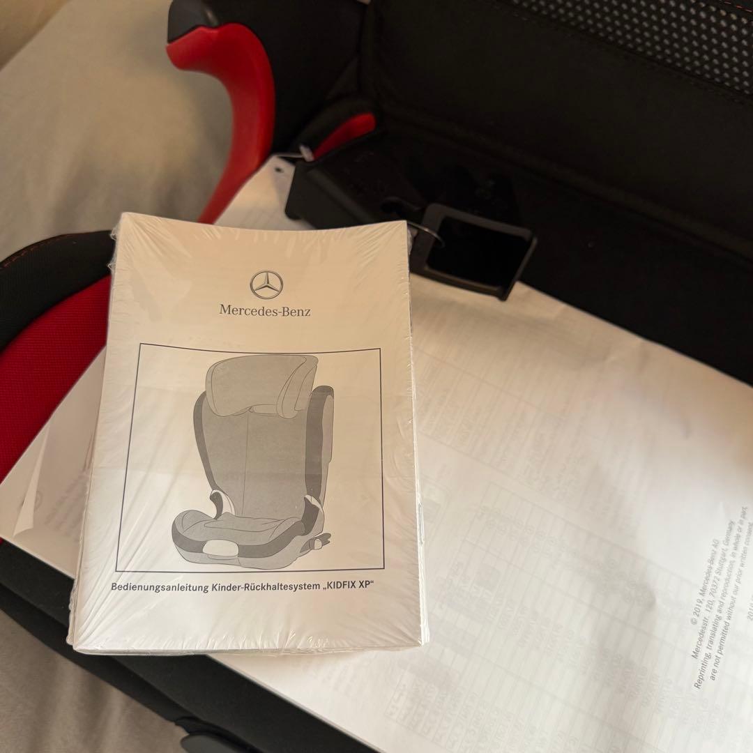 未使用メルセデスAMG 車用チャイルドシート 純正