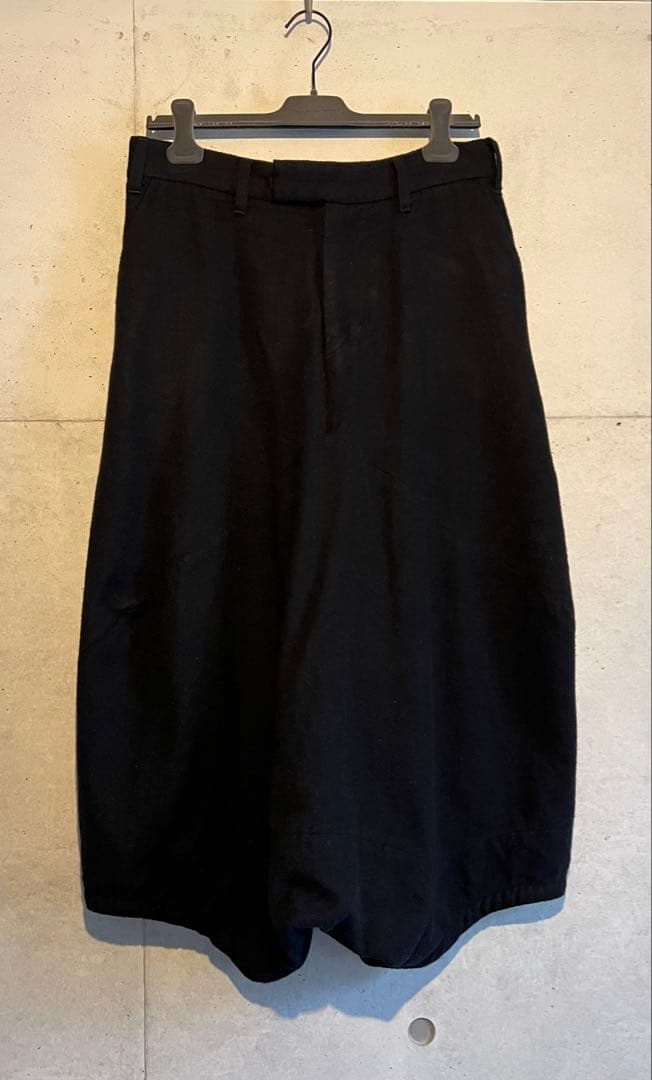 JULIUS アクリルファージオメトリックパンツ