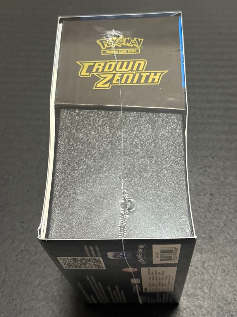 CROWN ZENITHシュリンク付　エリートトトレーナーボックス