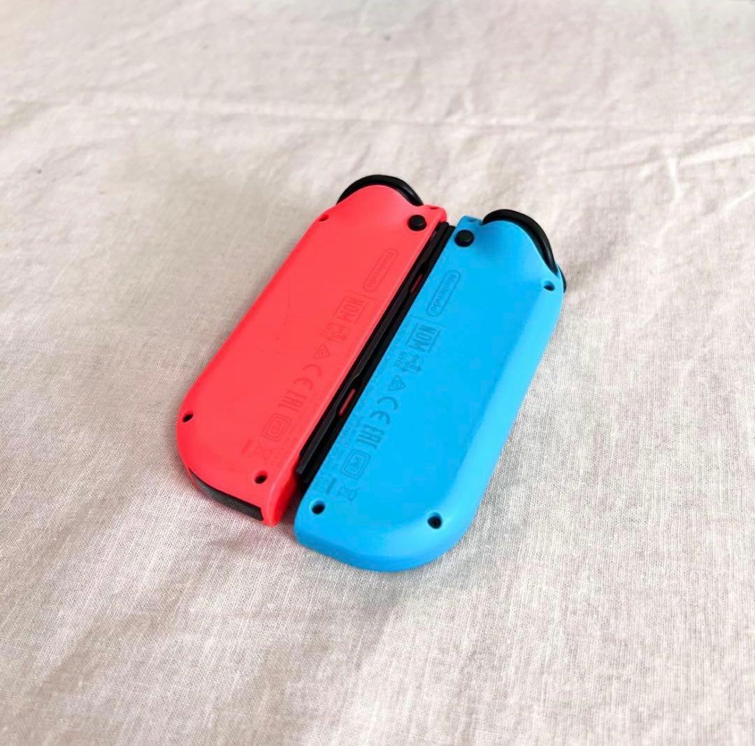 Nintendo Switch 本体ネオンブルー/ネオンレ ッド　ジョイコン付き