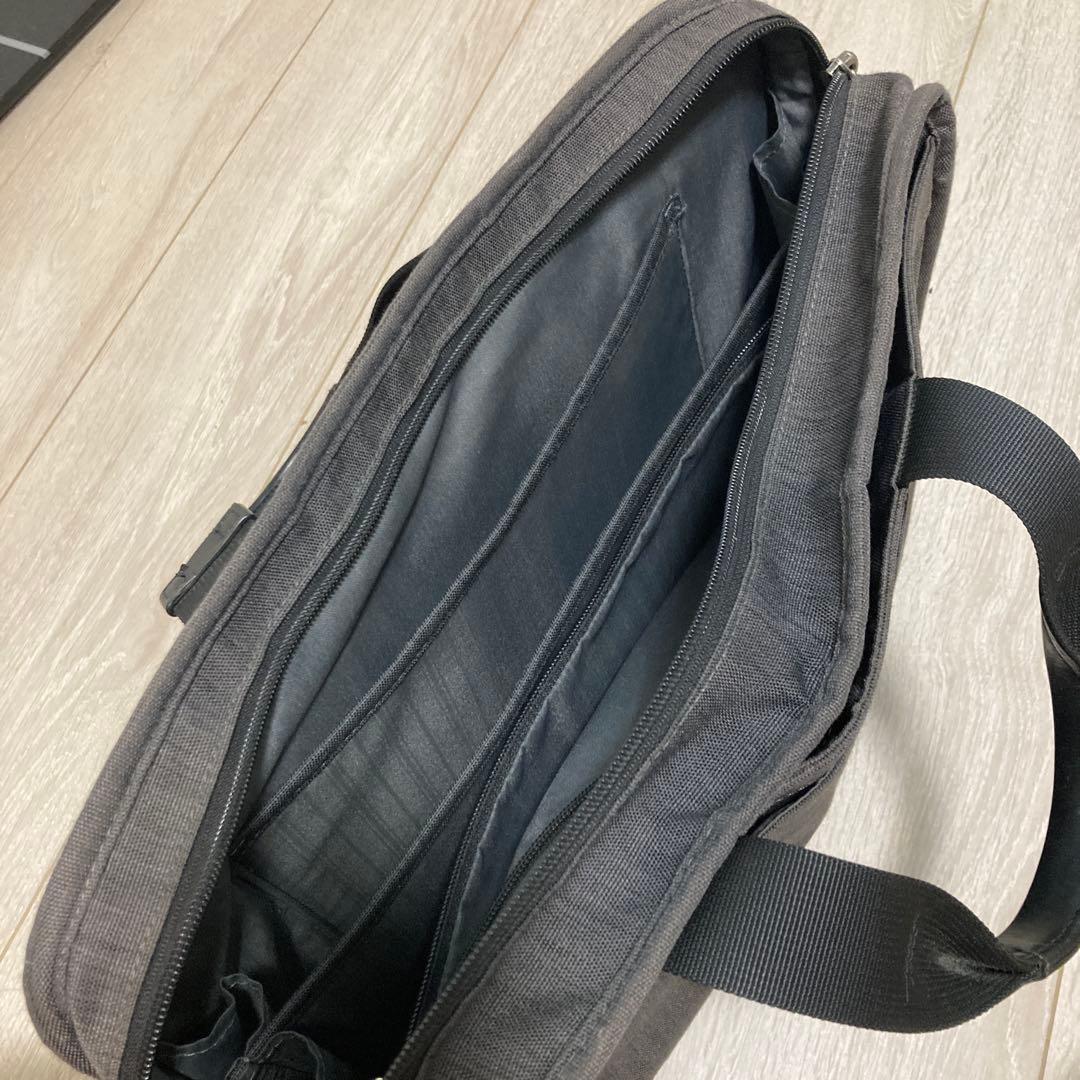 TUMI ビジネスバッグ グレー 111229