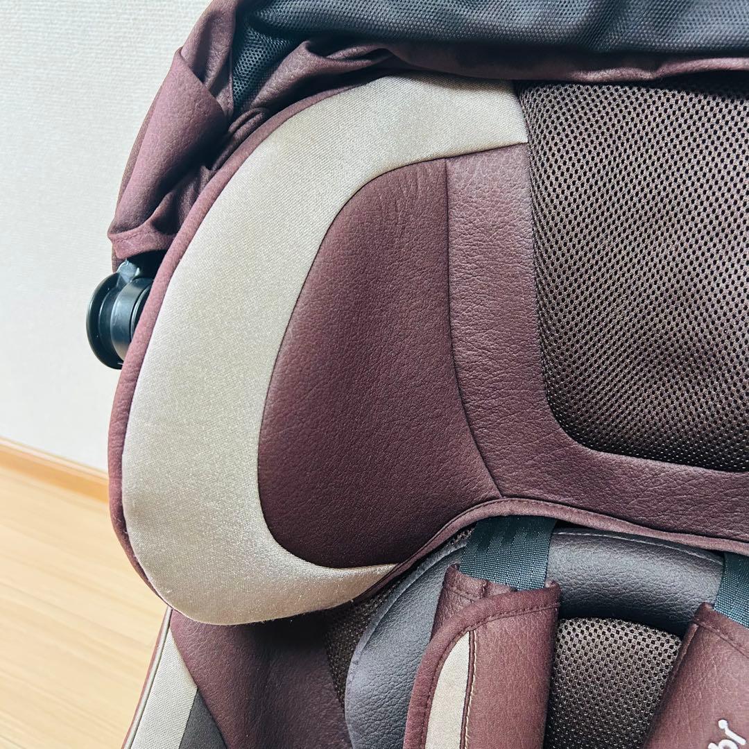 【美品】Combi 　ネルーム　チャイルドシート　ISOFIX NF-700