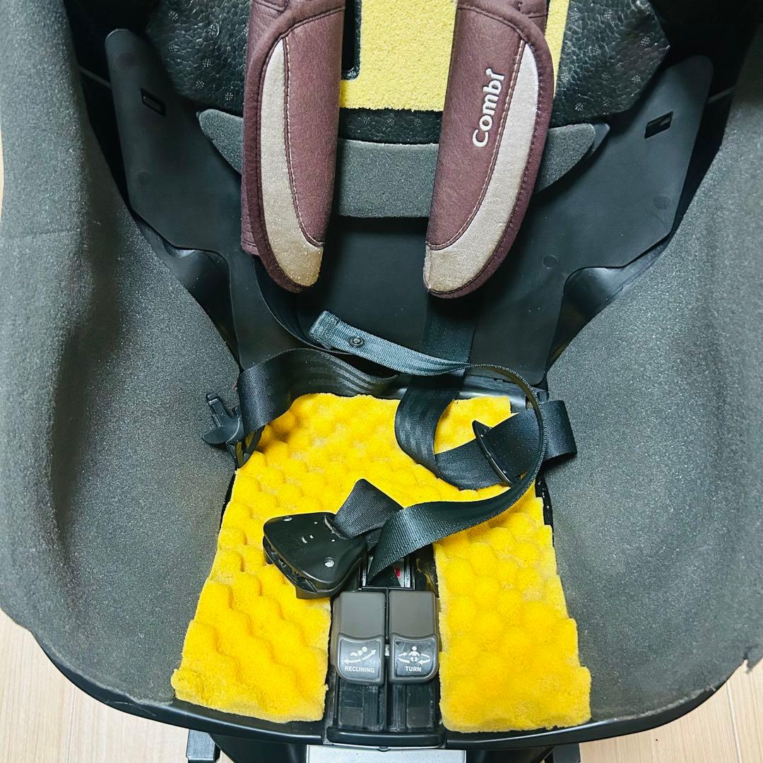【美品】Combi 　ネルーム　チャイルドシート　ISOFIX NF-700