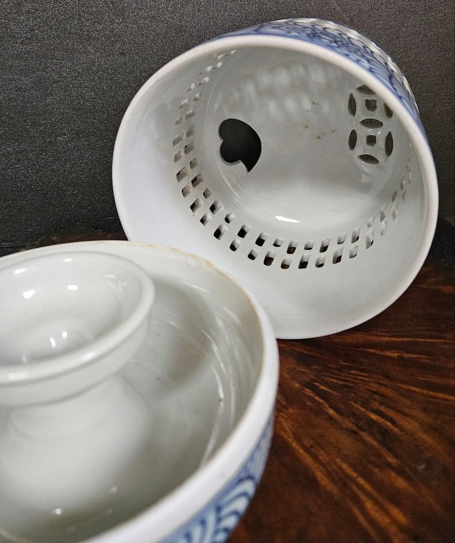 中国陶磁器 青華 染付 倣 明朝清朝期 透かし造り 燭台 燈台 灯り