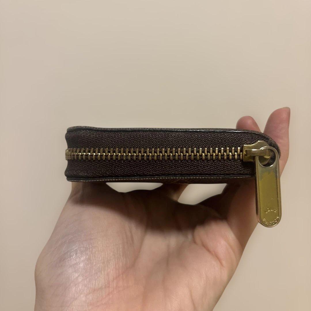 LOUIS VUITTON モノグラム ジッピーパスケース