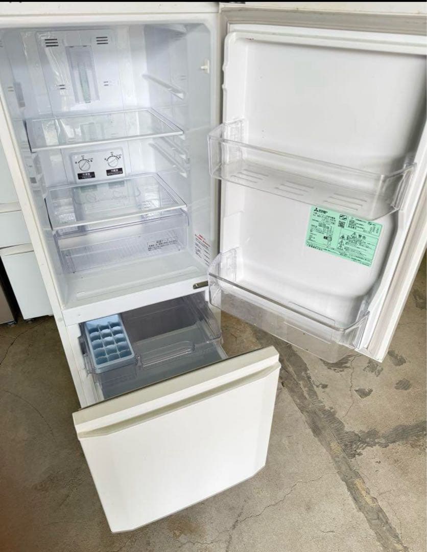 2017年式 146L 三菱 冷蔵庫 MR-P15EC-KW