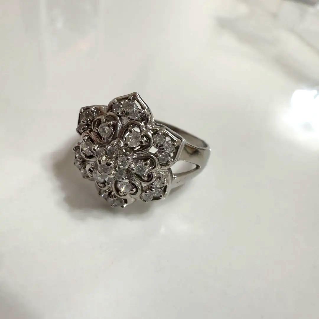 Pt900 ダイヤモンドリング 14号