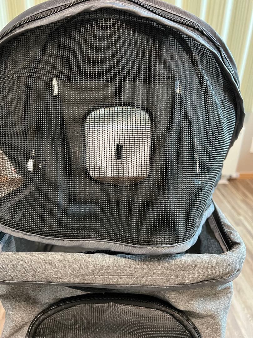 グレー メッシュ窓付き ペットカート - メルカリ