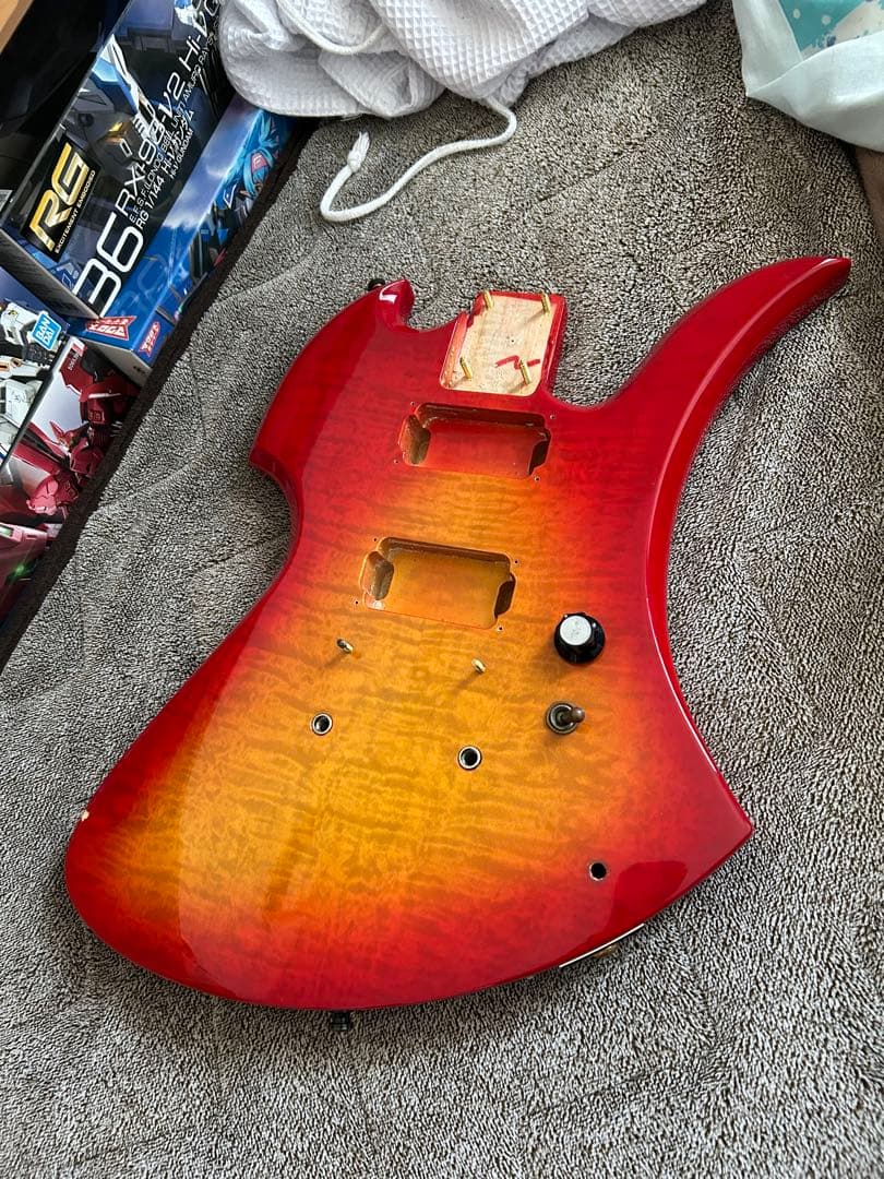 か*い様 BURNY hideモデル MG-85X バスウッドボディのみ か*い様 BURNY hideモデル MG-85X バスウッドボディのみ か*い