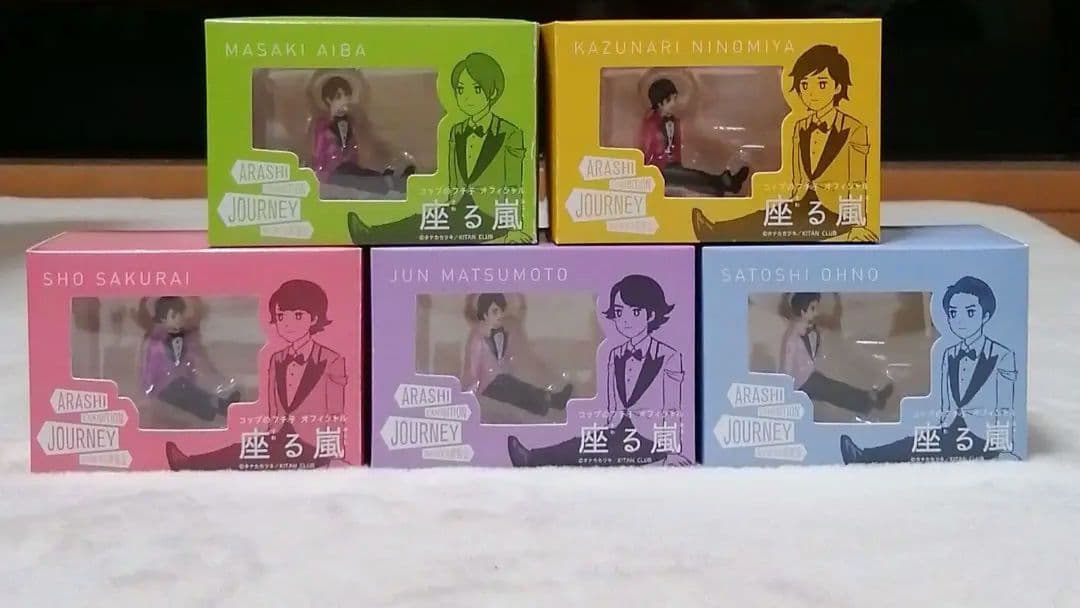 嵐を旅する展覧会　フチ子　ダイキャストカー