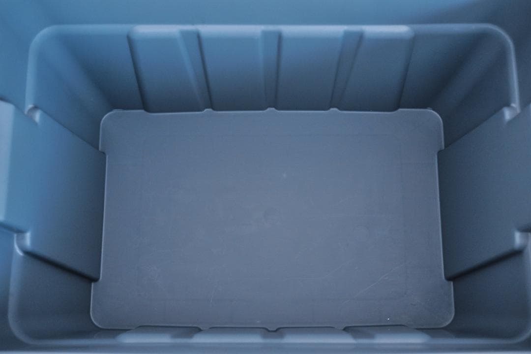 THOR コンテナボックス グレー 75L / トップボード付き