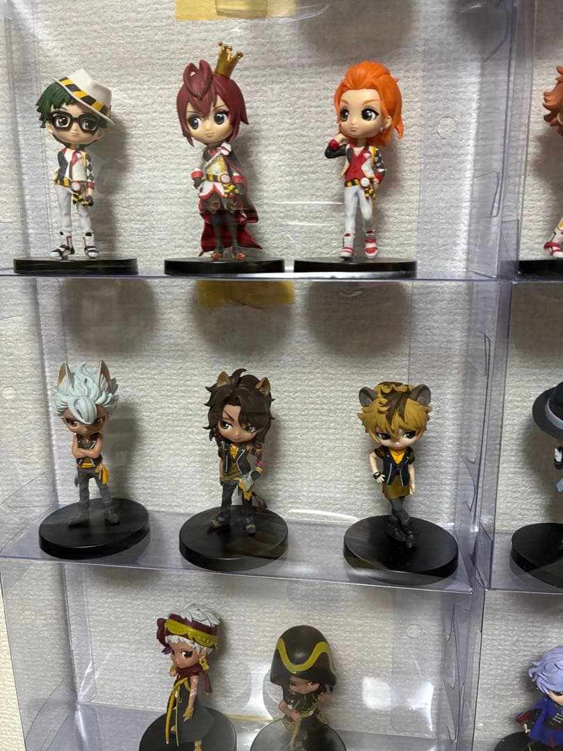 ツイステ　qposket セミコンプセット