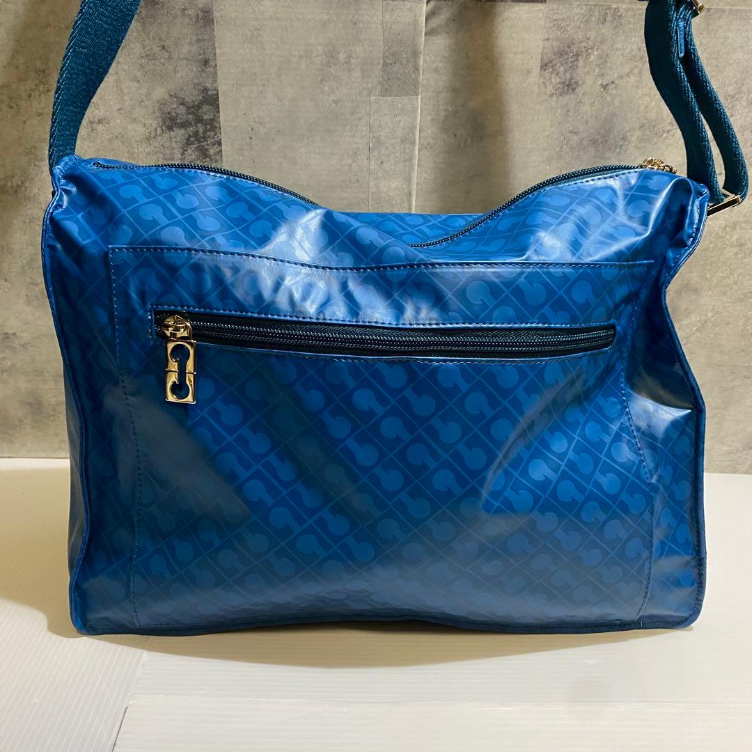 【極美品】GHERARDINI　ソフティ　ショルダーバッグ　ブルー
