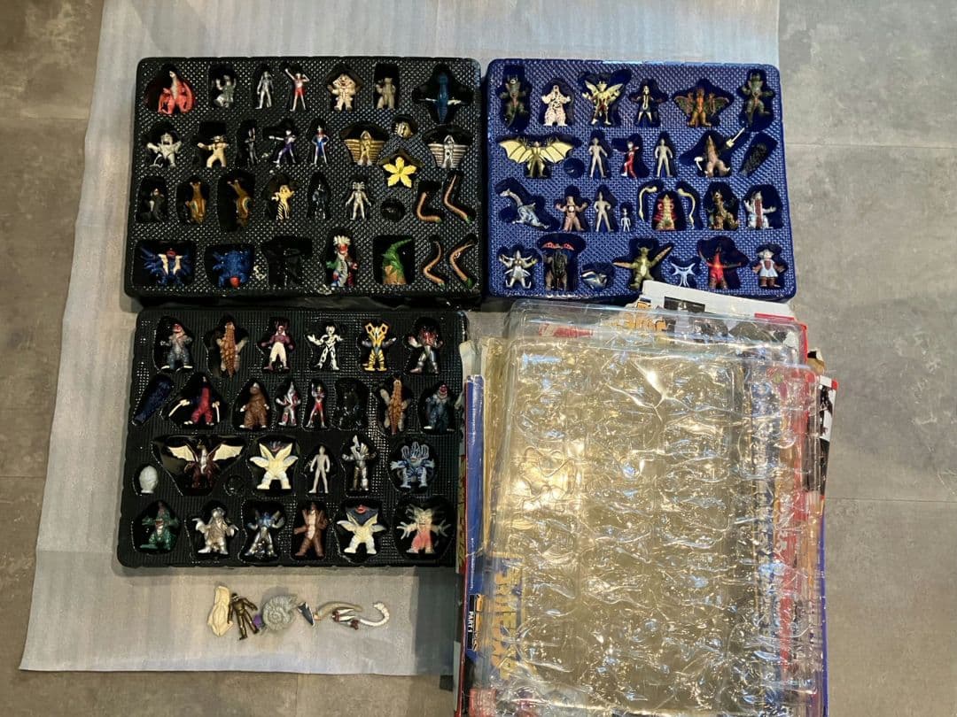 ウルトラマン ティガ・ウルトラ モンスター超全集】3点セット レア 欠