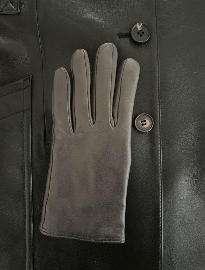 オ*ー様 24AW OMAR AFRIDI CURVED GLOVES STEE - メルカリ