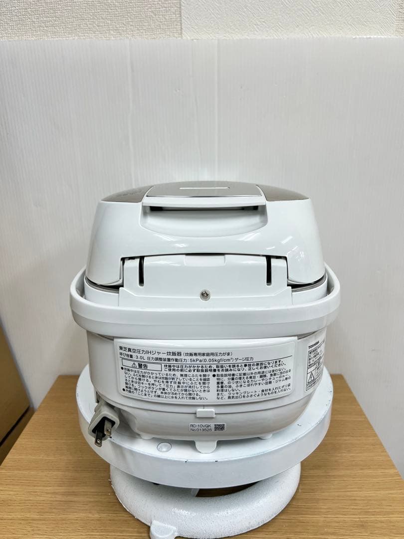 TOSHIBA 圧力IHジャー炊飯器 RC-10VQK 1.0L 2017年製