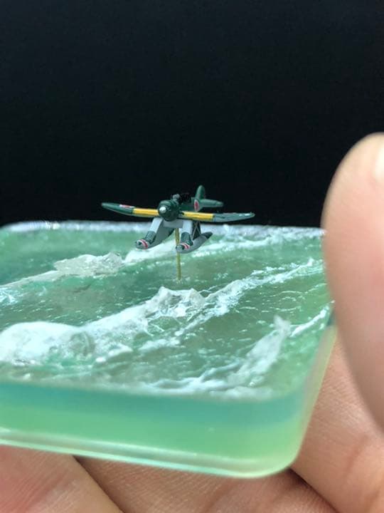 手のひらの波　ジオラマ