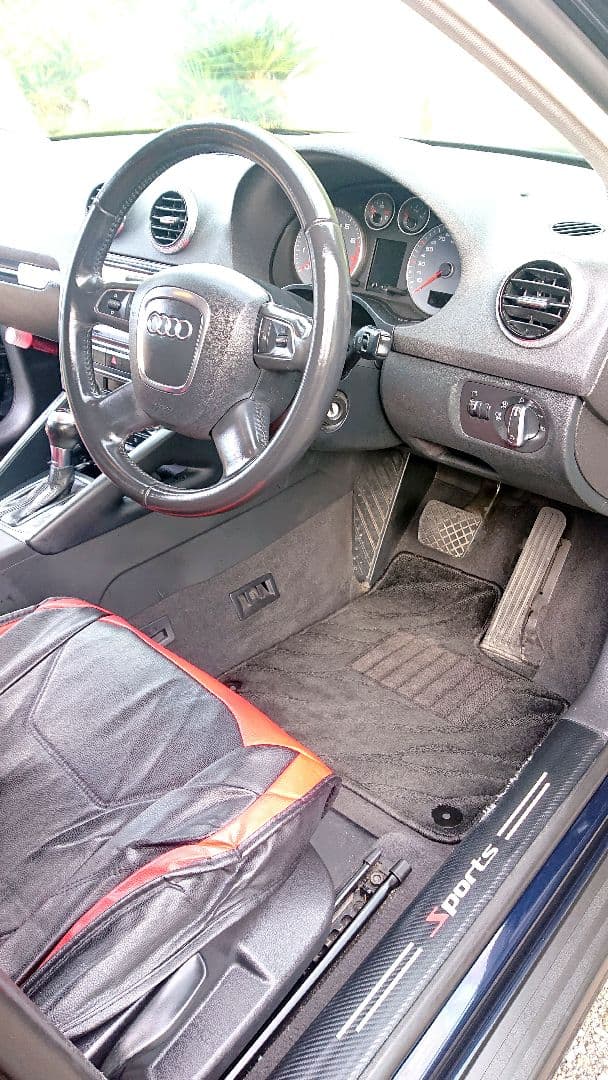 アウディ A3 スポーツバッグ 1.4T FSI ターボ ナビ 取説 記録簿多数