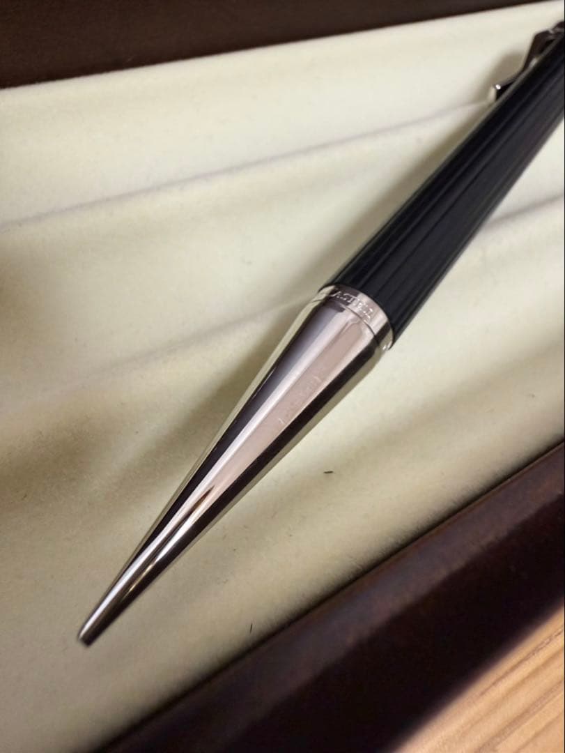 【新品・未使用】ファーバーカステル 伯爵 エボニー 0.7mm