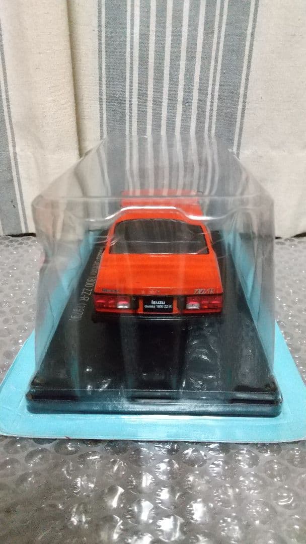 最終値下げ！新品　1/24　旧車　いすゞ ジェミニ1800ZZ-R 1979