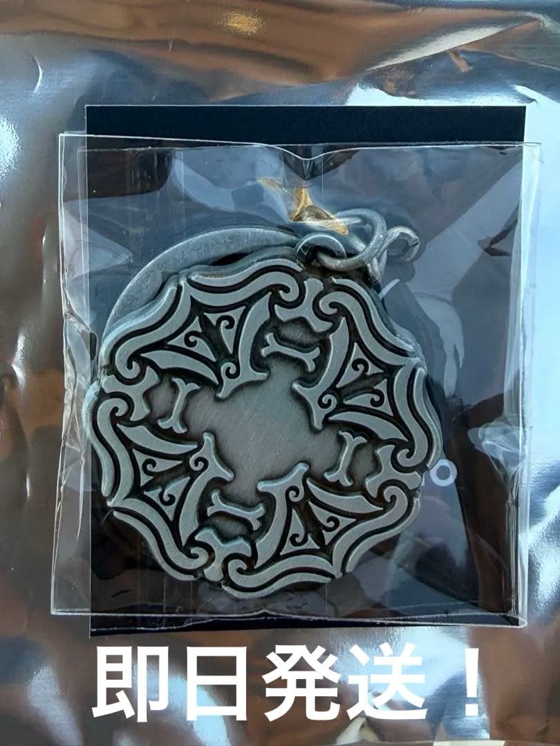 唾奇 camellia 武道館限定 メタル キーホルダー - メルカリ