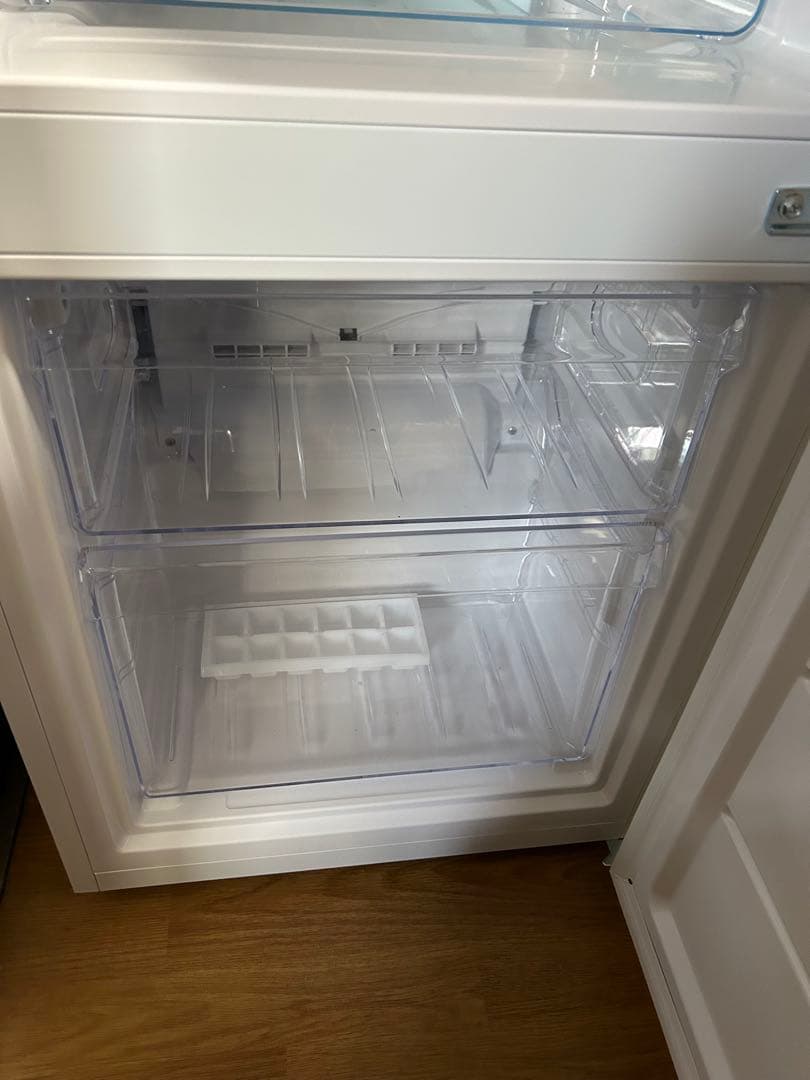 ハイアール　ノンフロン冷凍冷蔵庫「JR-NF121B」