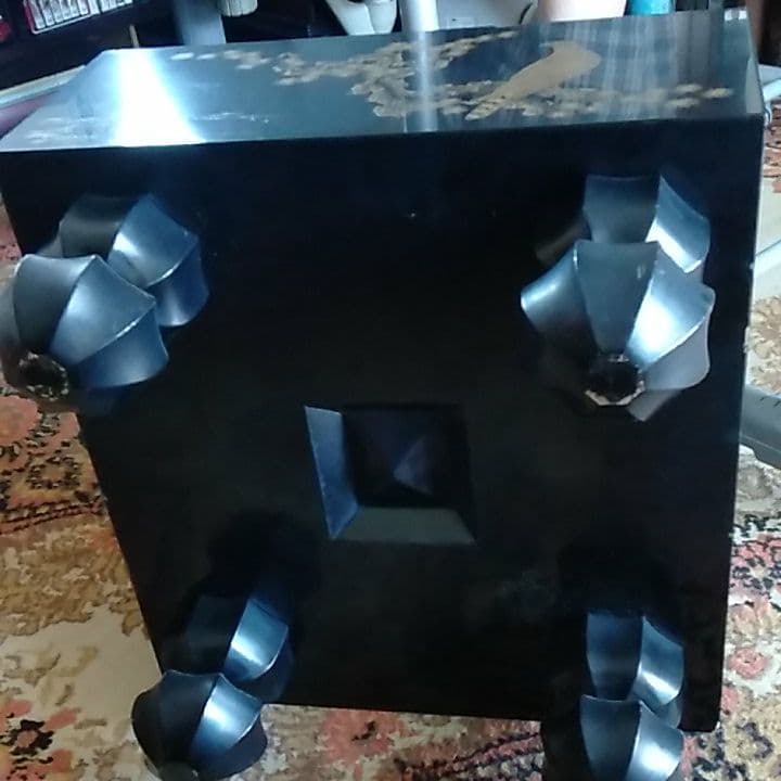 約40年前の新榧の碁盤。高級碁石碁笥付