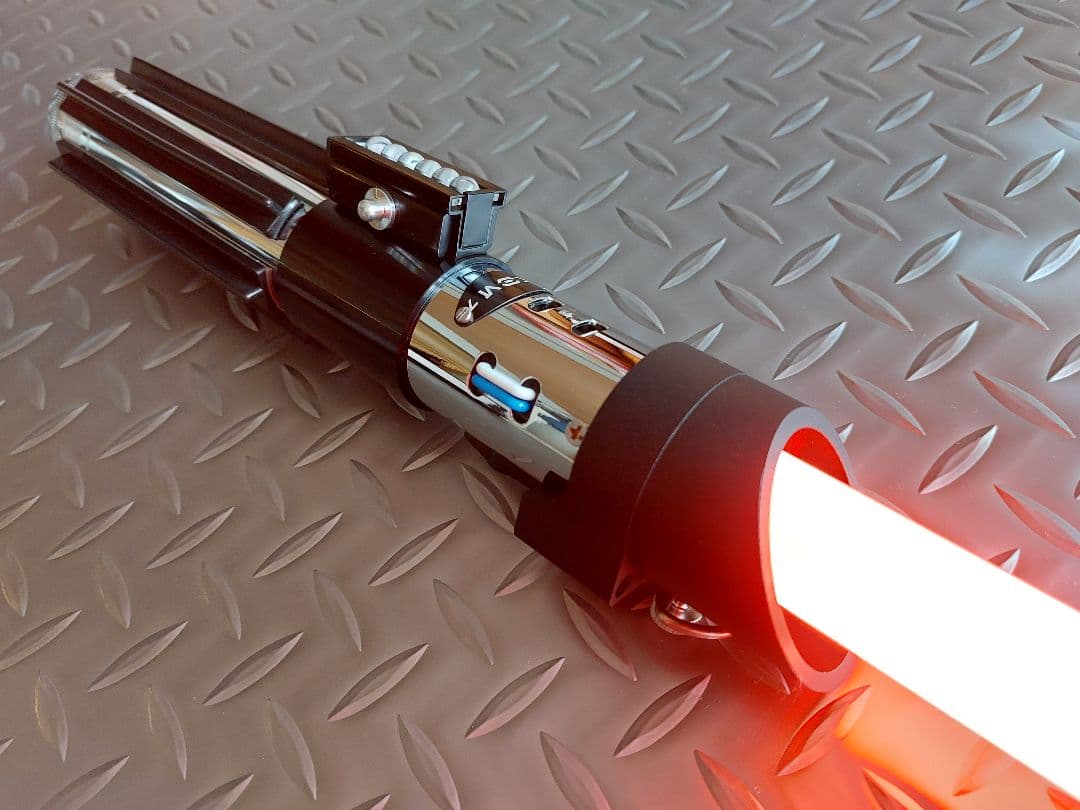 カスタムライトセーバー〈DarthVaderVariant〉SN-PRO・新品