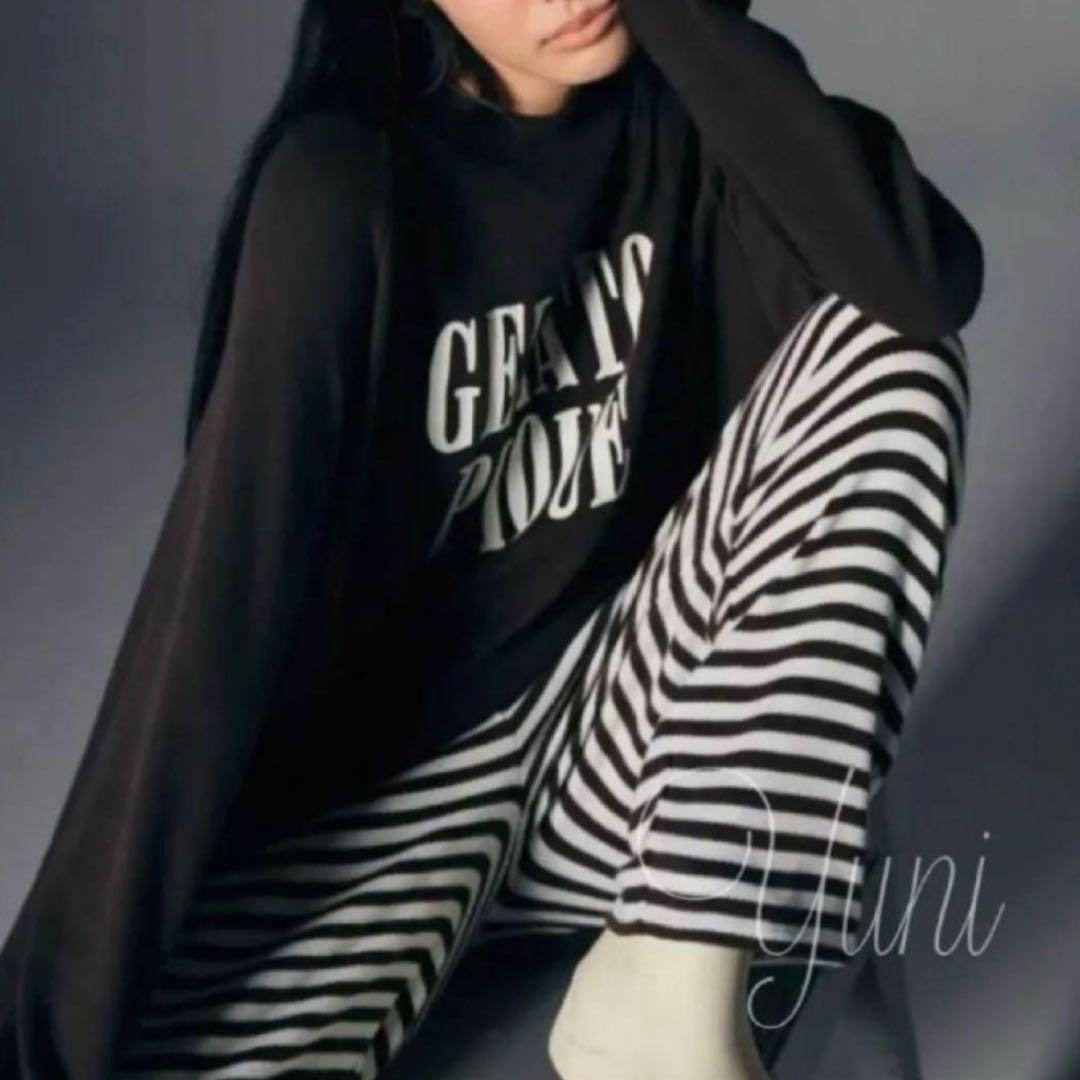 正規品♡SWEET掲載♡ふわふわロゴ上下セット