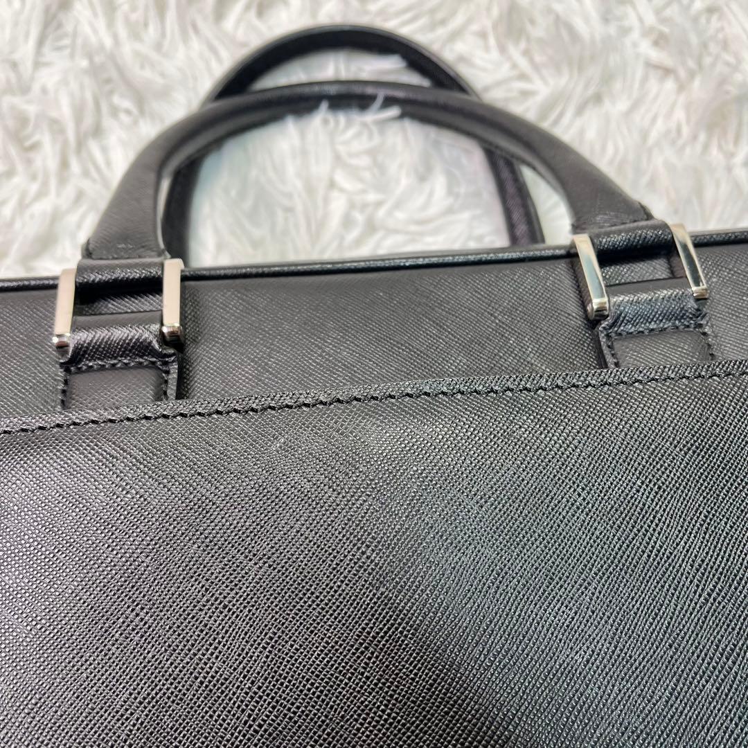 美品✨バーバリー　ブリーフケース　ビジネスバッグ　黒　A4 サフィアーノレザー