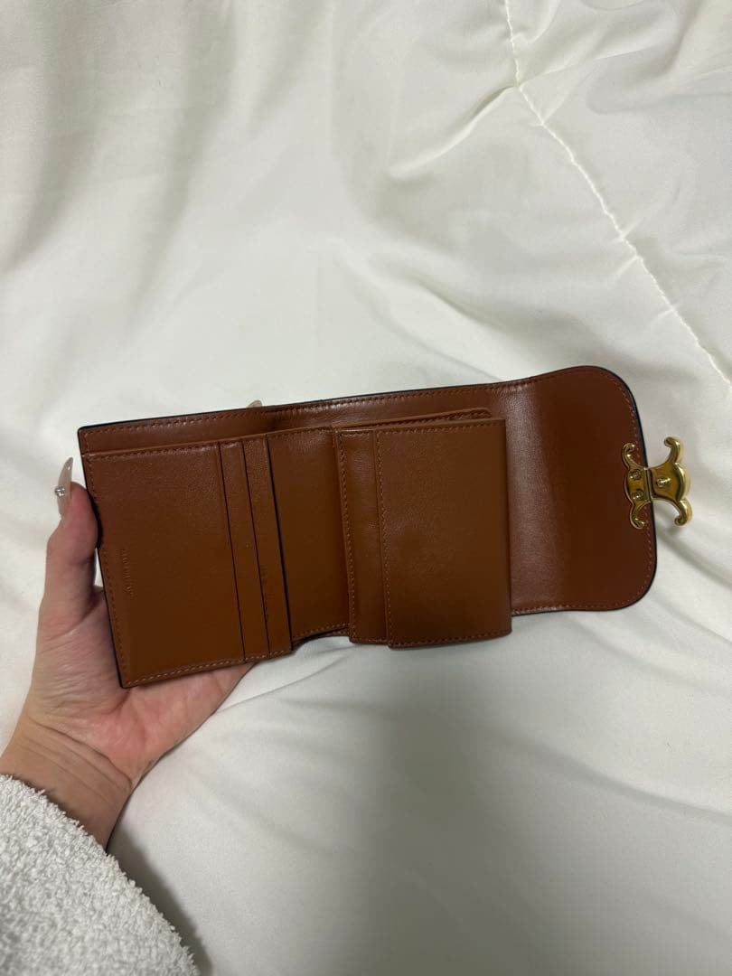 CELINE 財布　トリオンフ　タン