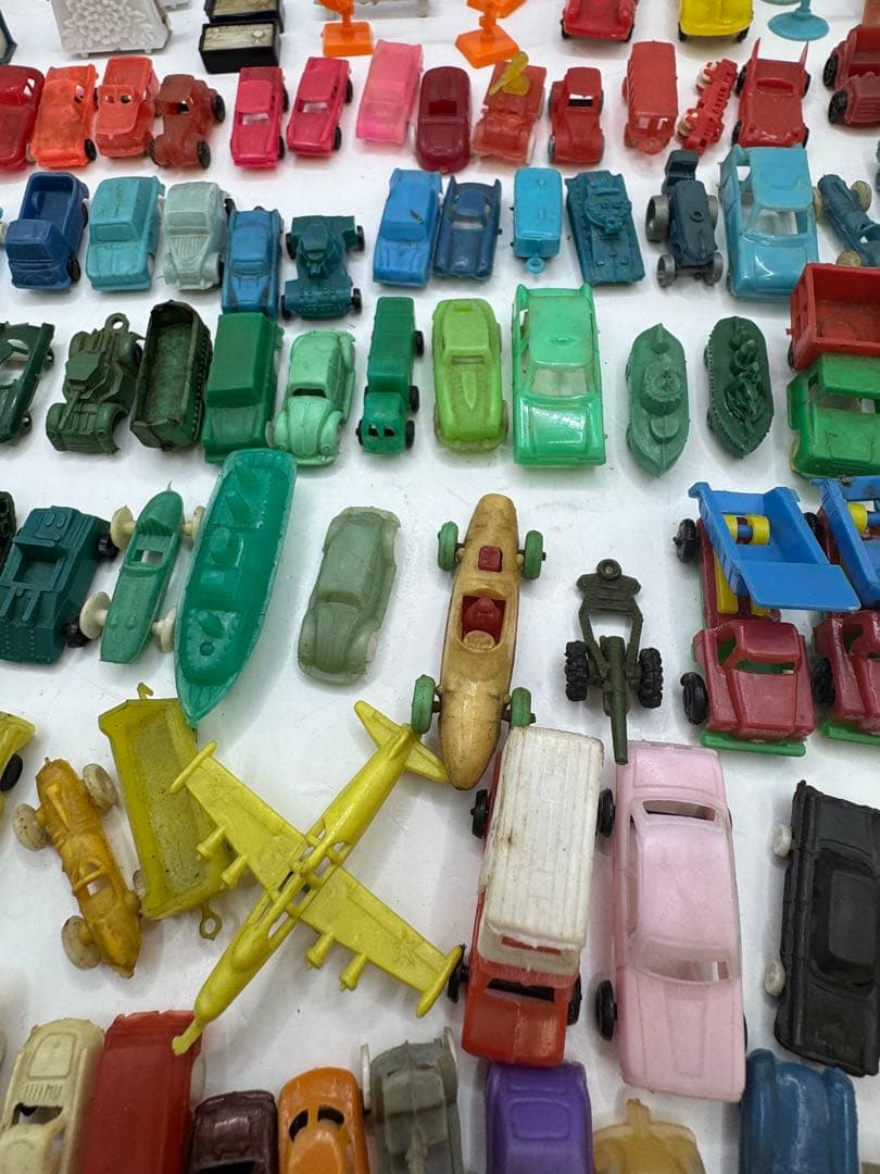 グリコ おまけ レトロ 昭和 フジヤ 木製 130点ほど 機関車 ロボット