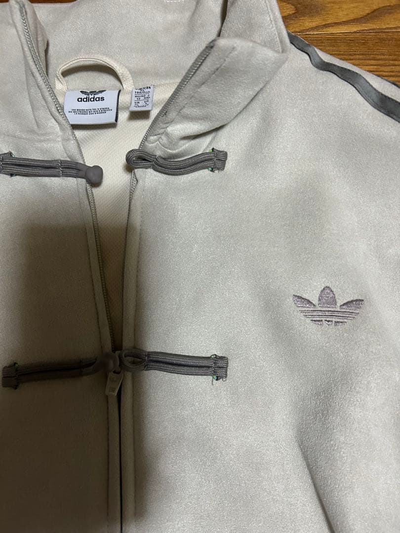 adidasアディダス 中国限定 蛇年トラックジャケット ホワイトサイズXL