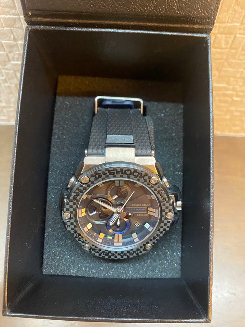 【極美品/レア】G-SHOCK GST-B100X-1AJF 海外セレブ