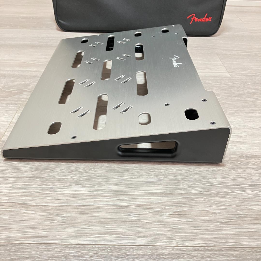 美品 Fender Pedal Board Small with Bag 軽量