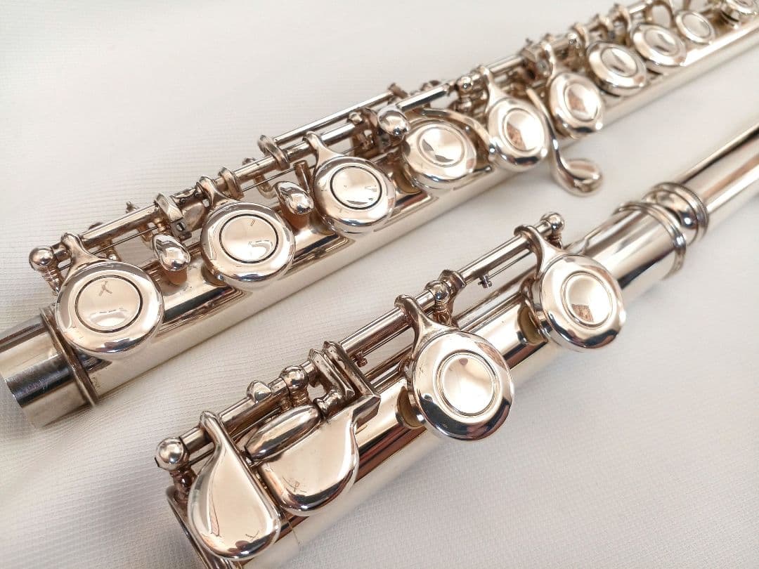 ♦後期モデル♦ヤマハ フルート YFL-211♦良く鳴る美品