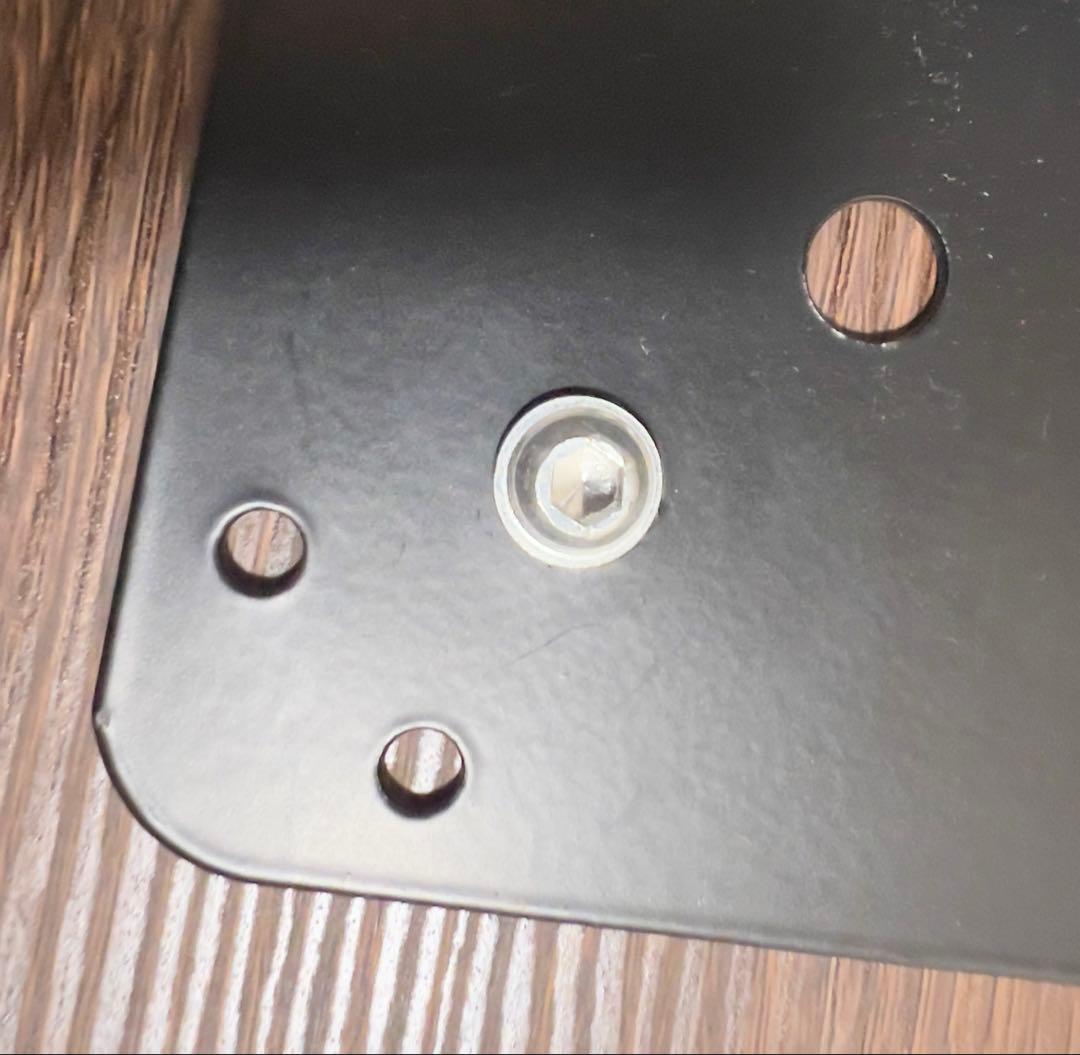 ※11/20迄【新品未使用同様美品 送料込】木目が綺麗なデザイン家具 丸テーブル