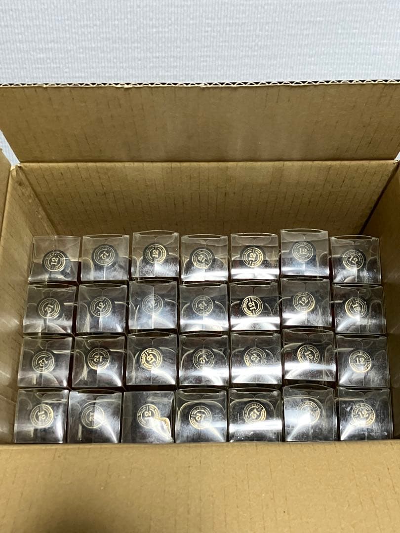 ジョニーウォーカー黒ラベル12年 ミニチュアボトル 28本 試供品 ジョニーウォーカー（JOHNNIE WALKER） 【ミニサイズ】 12年 ブラック