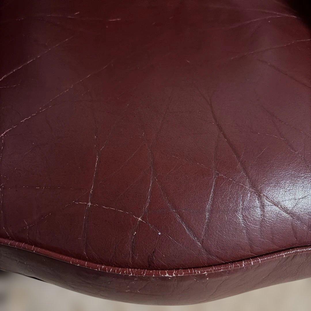 お値下げ クラシック 赤 レザー アームチェア 1人掛け