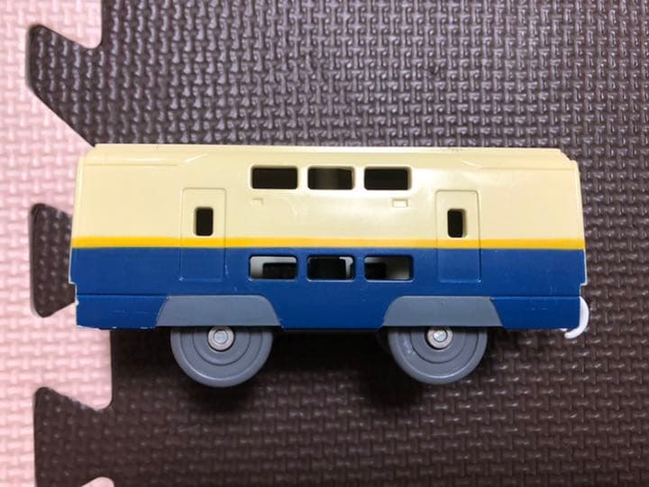 【値下げ可能、絶版品】プラレール E4系 MAX 旧塗装