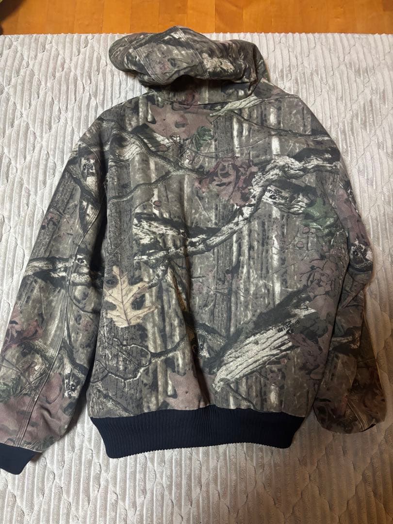 Carhartt リアルツリー アクティブジャケット