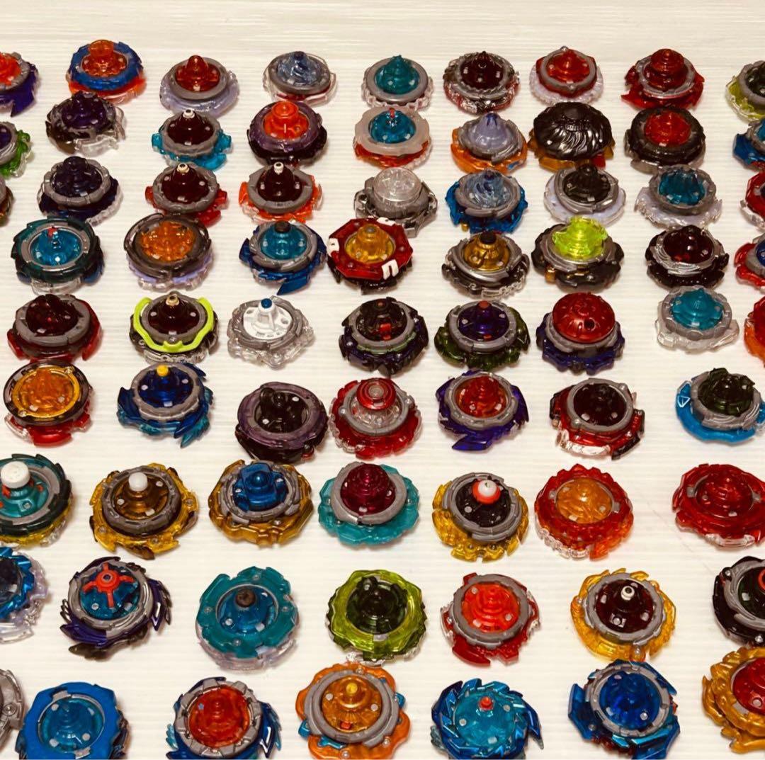 まとめて ベイブレードバースト 165個 ランチャー パーツ スタジアム付き