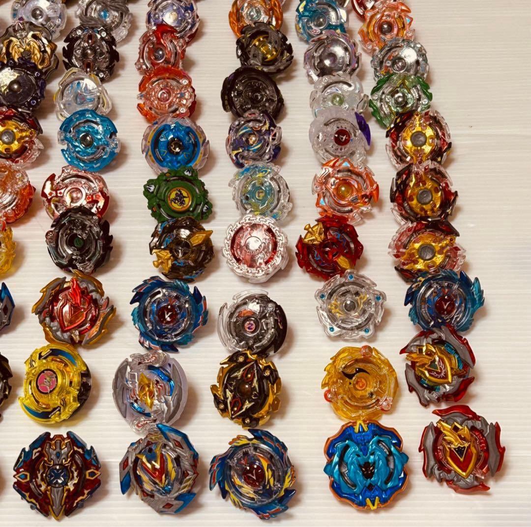 まとめて ベイブレードバースト 165個 ランチャー パーツ スタジアム付き