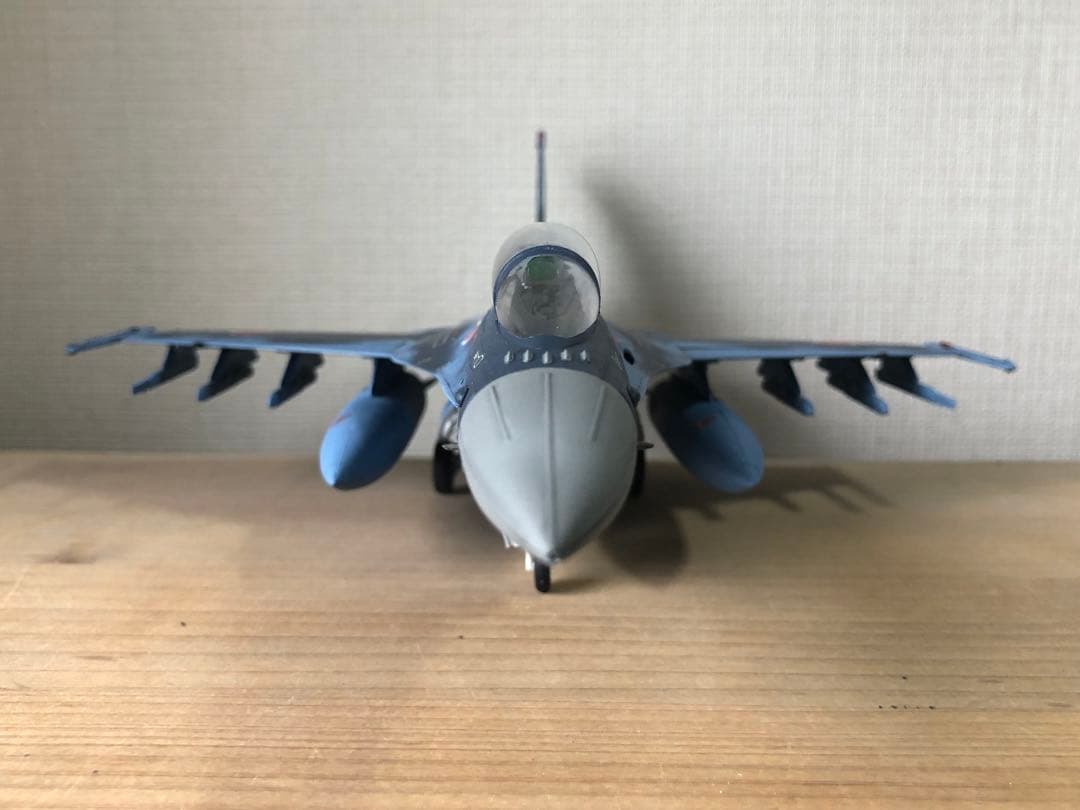 ○訳あり品○ 航空自衛隊 F-2B プラモデル